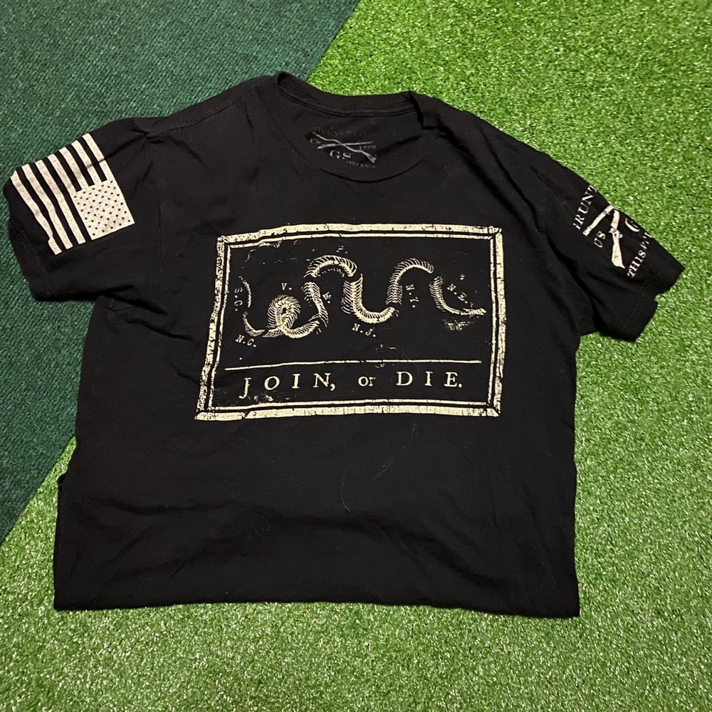 Mens grunt style shirt